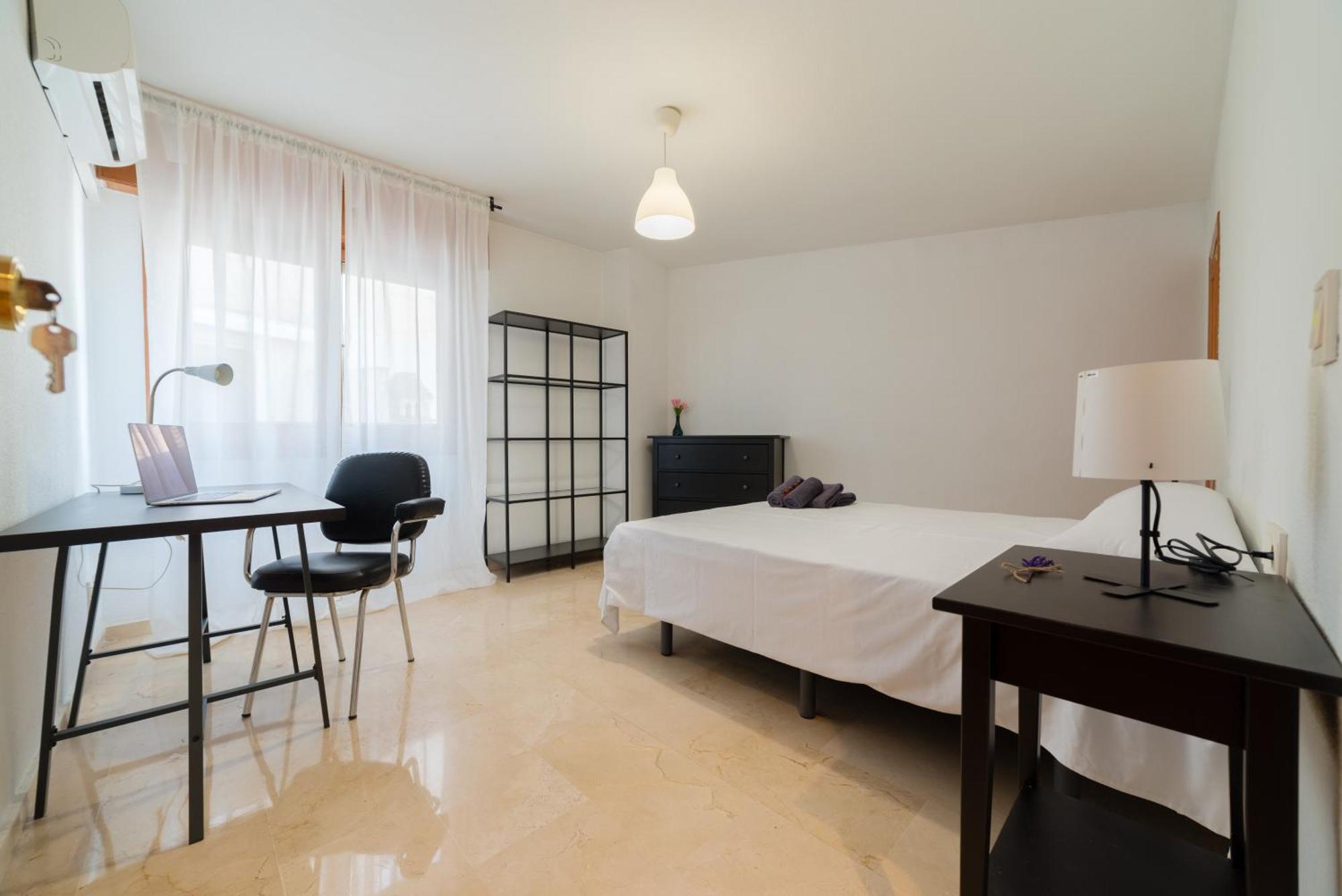 Trendyrooms Granada, Centro A 10 Minutos Andando Exterior photo